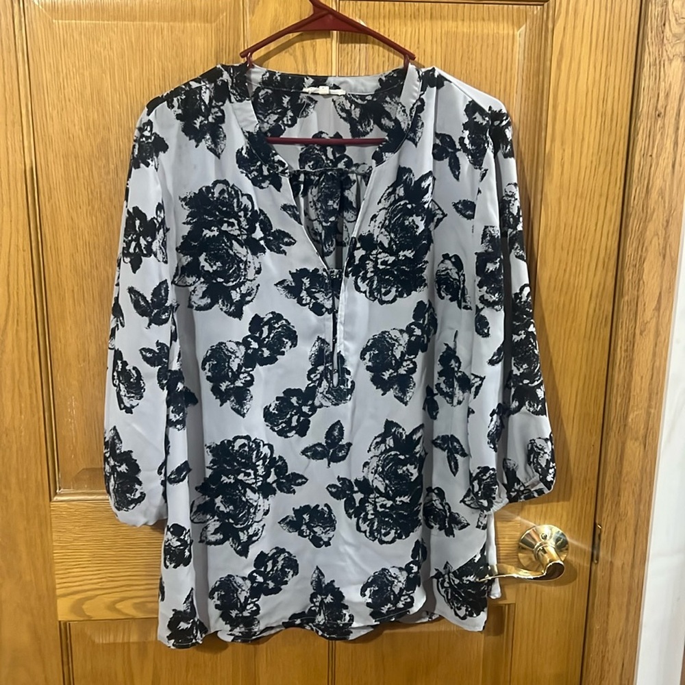 Maurice’s blouse size 1
